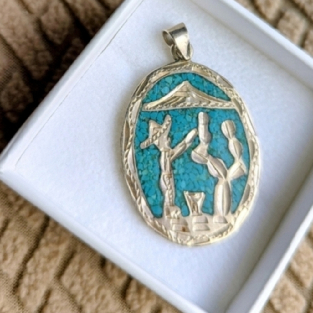 CLEARANCE Vintage  925 Silver And Tourquise Pendant. Mexican. FIRM